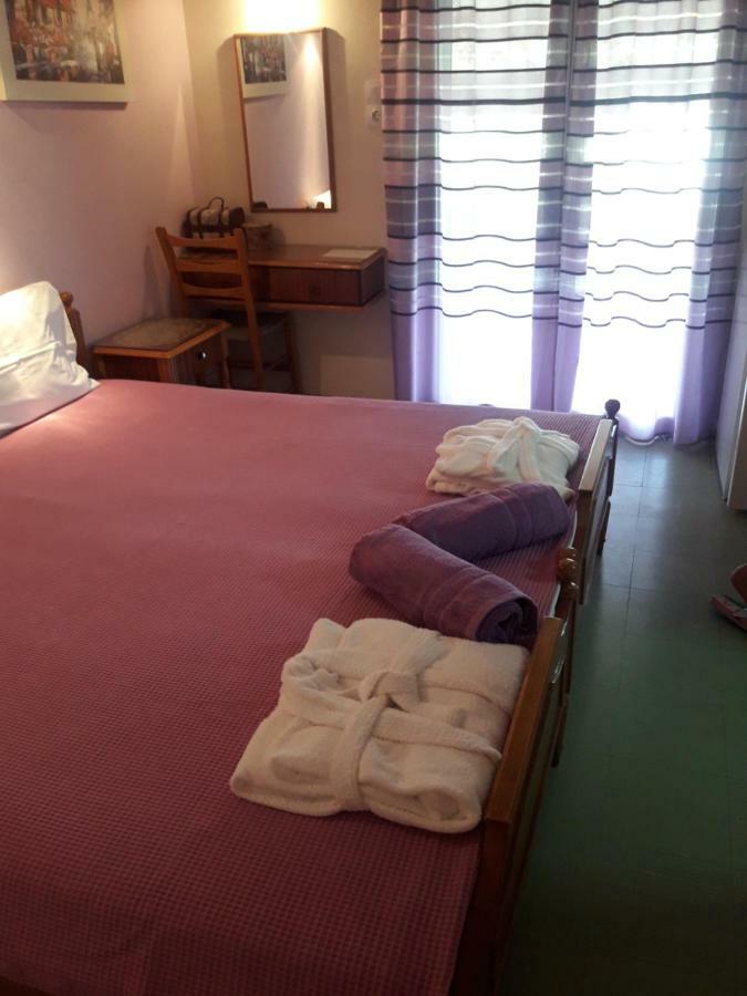Nana Hotel กาเมนาวูร์ลา ภายนอก รูปภาพ